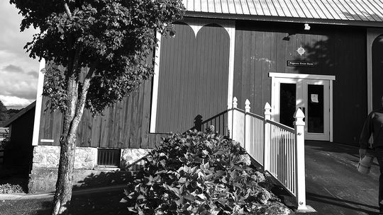 Black Star Farms hosts feast