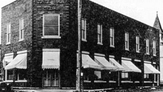 The Cedar Bank and Sbonek Store before the fire and after the fire on March 2, 1926.