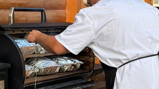 Cedar Tavern welcomes BBQ season