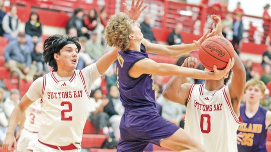 Comets comeback against Norsemen