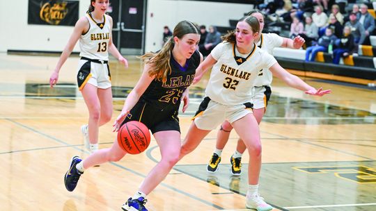 Comets continue winning ways