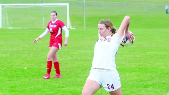 Comets down Rams