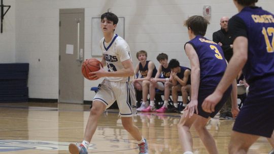 Eagles fall to Sabres; Comets fall to Lakers