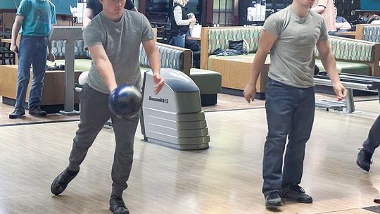 GL Bowlers kicked off 2026