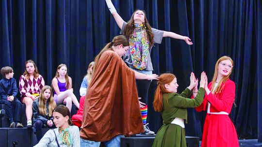 Glen Lake presents ‘Places, Please’