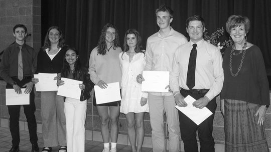 Glen Lake Woman’s Club awards scholars
