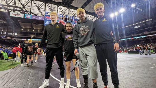 Glen Lake Wrestling at state championships