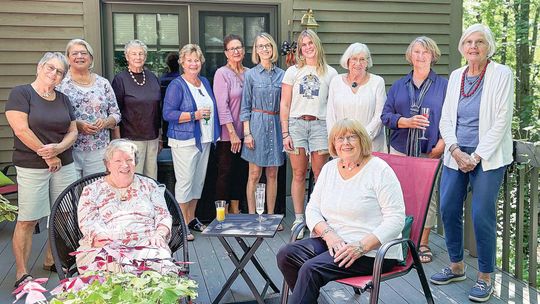 GLWC scholar organizes jewelry sale