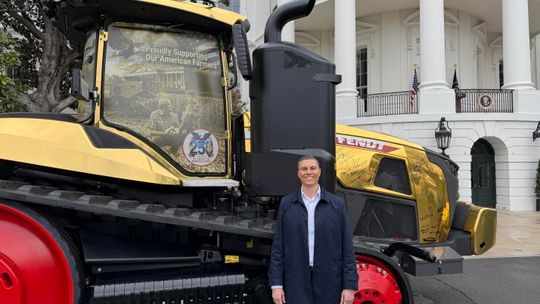 LaCross attends ag event at White House