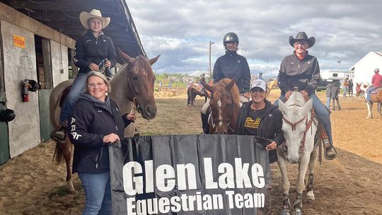 Lakers compete at equestrian districts