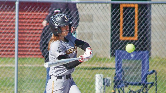 Lakers def. SB: Shimek hits two home runs