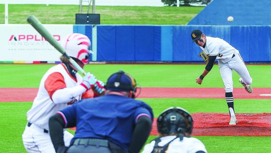 Lakers dominate at Turtle Creek