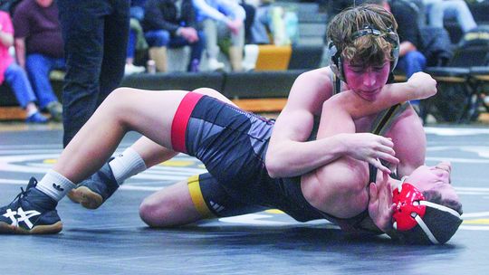 Lakers entering wrestling state finals with high hopes