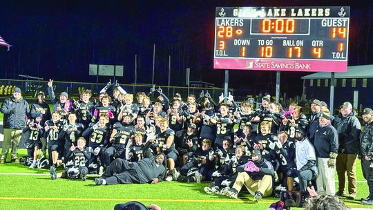 Lakers second half wins district championship