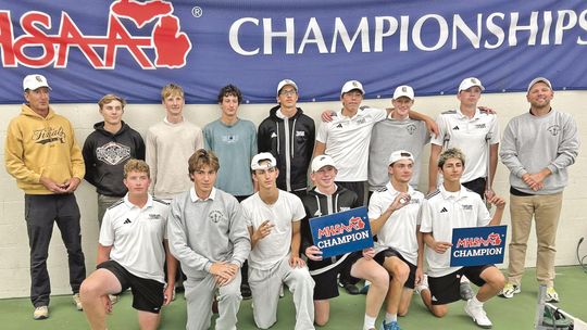 Lakers shine at states