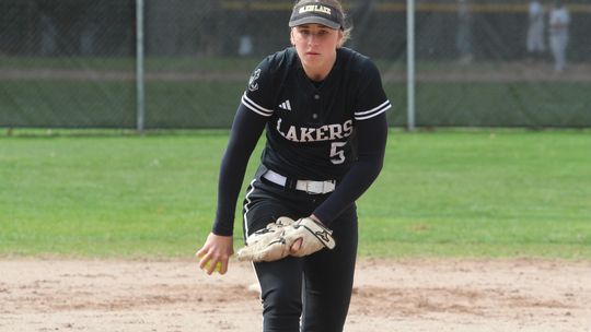 Lakers split with Stags;