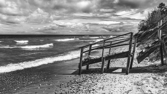 Leelanau Township to pursue grant funds for Christmas Cove