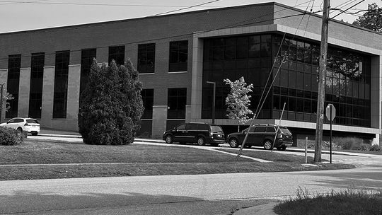 Leland welcomes students/staff to campus