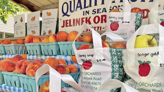 Local farmstands offer abundance of food in fall