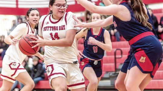 Norse complete comeback to win first game