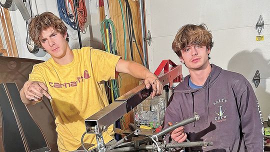 Northport student replaces car engine for senior project