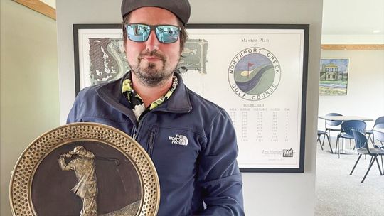 Npt. Creek held championship flight over holiday weekend