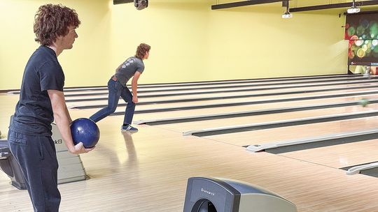 Pin by pin: GL hits the lanes with hopee