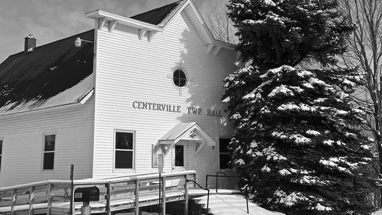 Quiet at Centerville meet