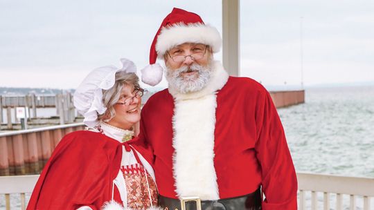 Santa Claus is coming to town