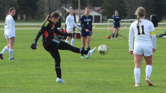 SCOREBOARD: Lakers finish second at Kris Popp tournament; GL soccer falls to Glads; Fedderman leads Comets at Bobcat Invite