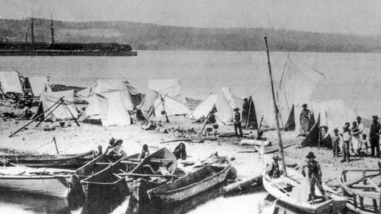 Settlers make home near Suttons Bay
