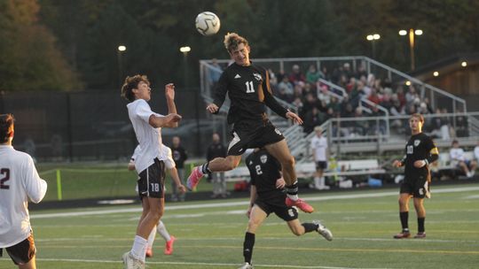 SOCCER: GL, McBain NMC move on to district semis; Buckley defeats Norse, draws Leland