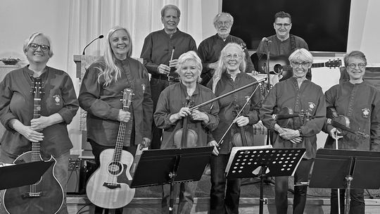 The North Bay Celtic band is playing at Northern Latitude in Lake Leelanau on Friday and at Ciccone Winery on Saturday. From left to right: Martha Meek, Cathy Southwick, Judy Barrett, Kerry Alspaugh, Jan Ostrowski, Kersti Bruining. Back row: Tom Nixon, Pete Ostrowski, and Doug Martin. Cour...
