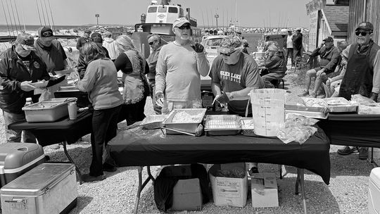 Veterans fish-fry at Leland Harbor