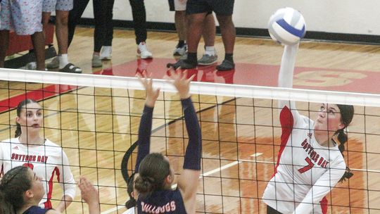 Volleyball round-up; SB survives; remains undefeated