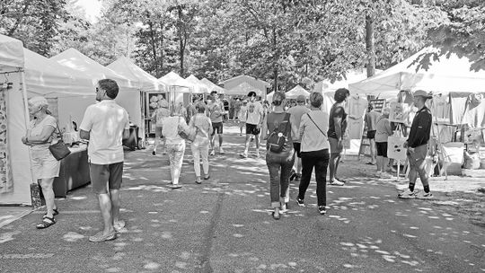 The streets of Glen Arbor are filled with artisans during the Glen Lake Woman’s Club Art Fair, set this year for July 17. Courtesy photo