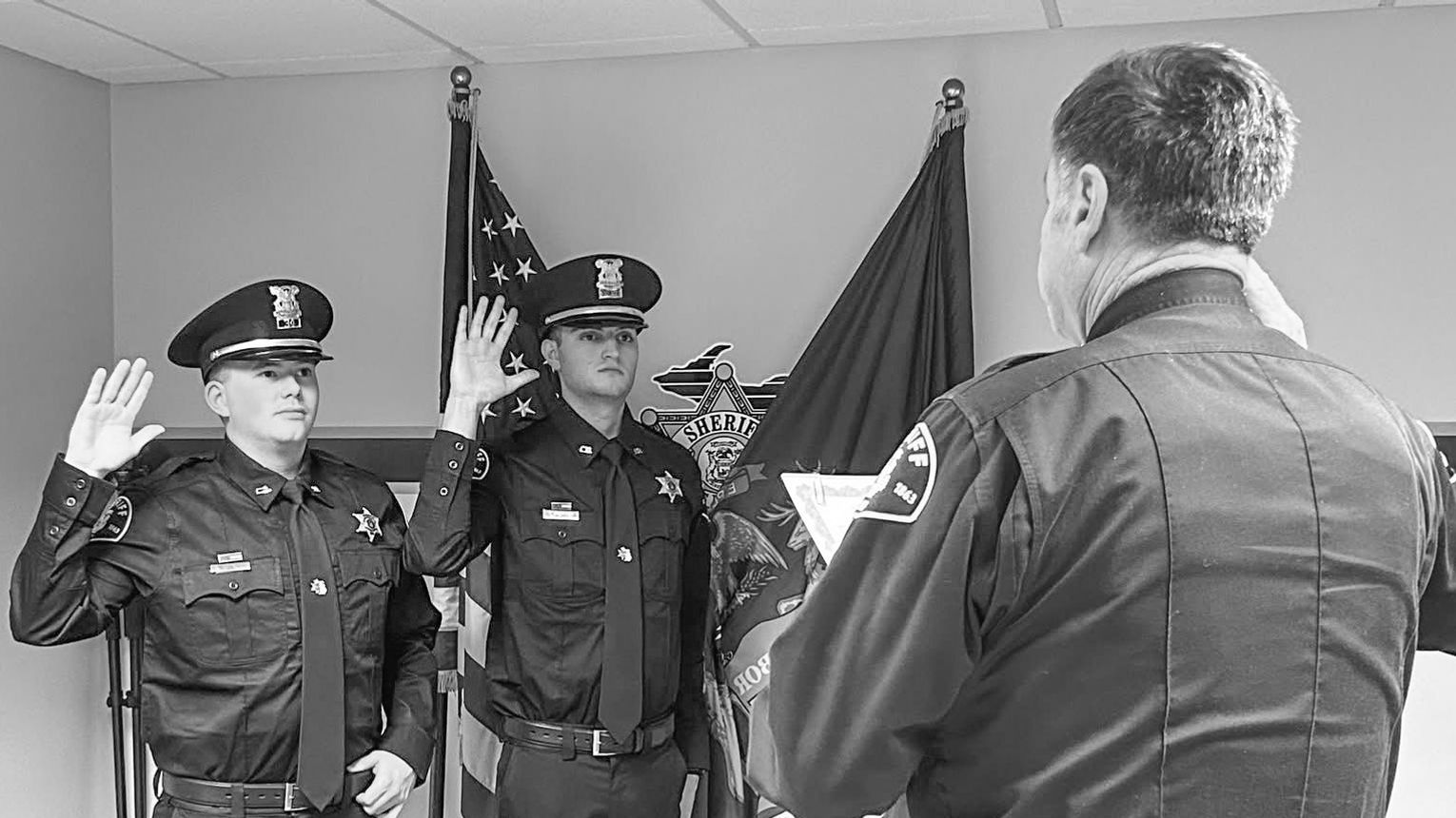 2 new deputies sworn in