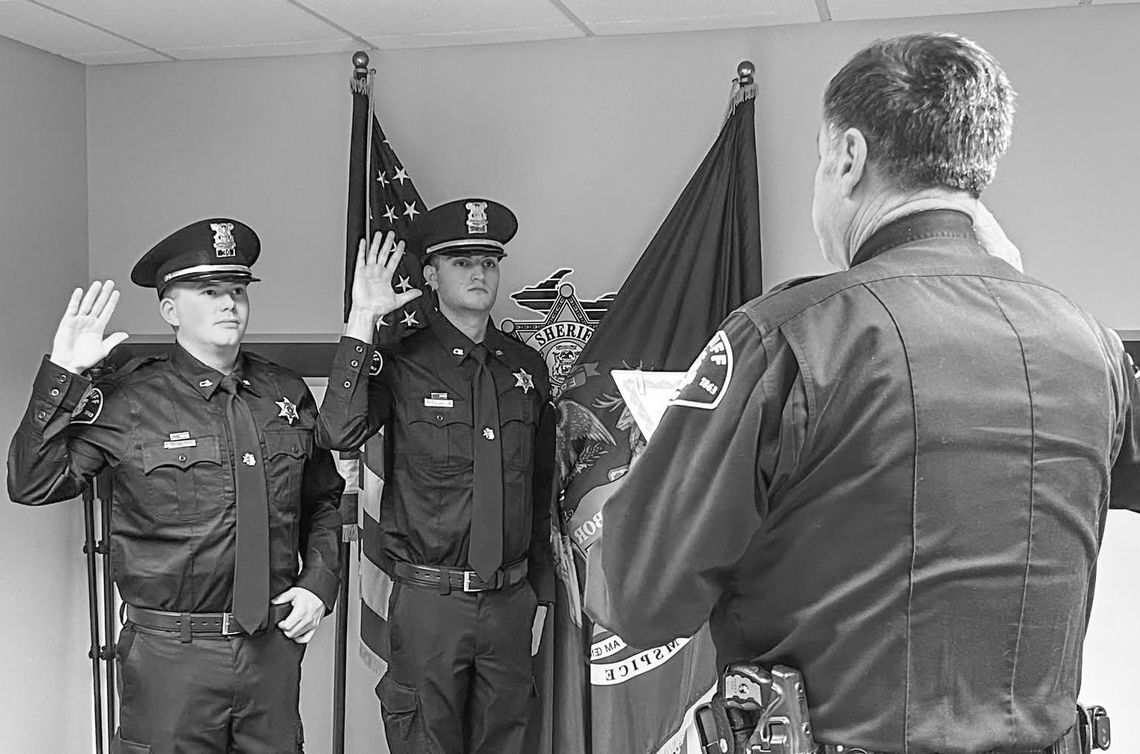 2 new deputies sworn in 2 new deputies sworn in