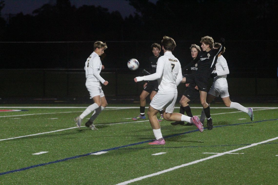 Comets advance to Final Four Comets advance to Final Four