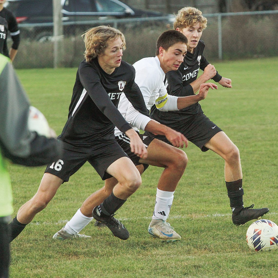 Comets advance to regional final