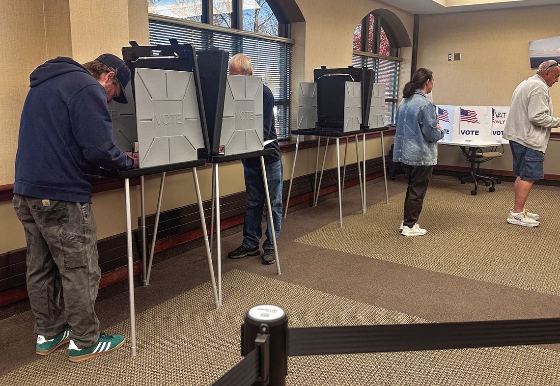 Early 7,000 have already voted Early 7,000 have already voted