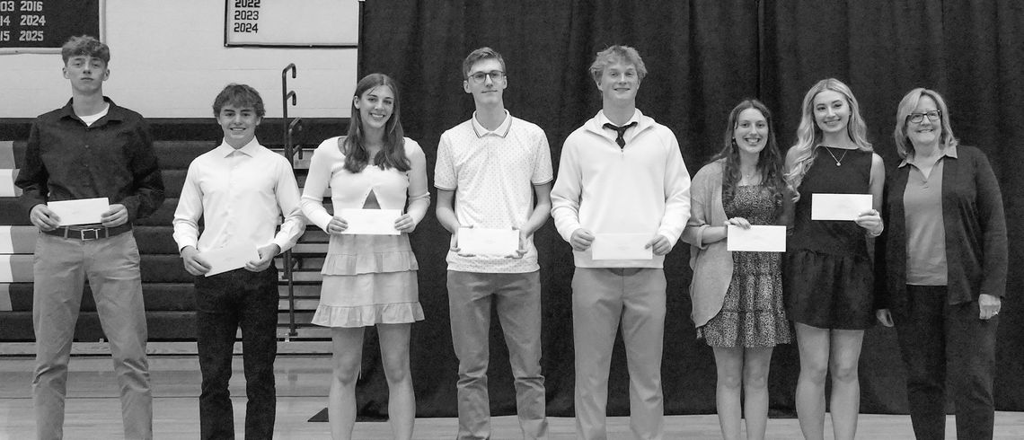 GL grads awarded $125,000 in scholarships GL grads awarded $125,000 in scholarships