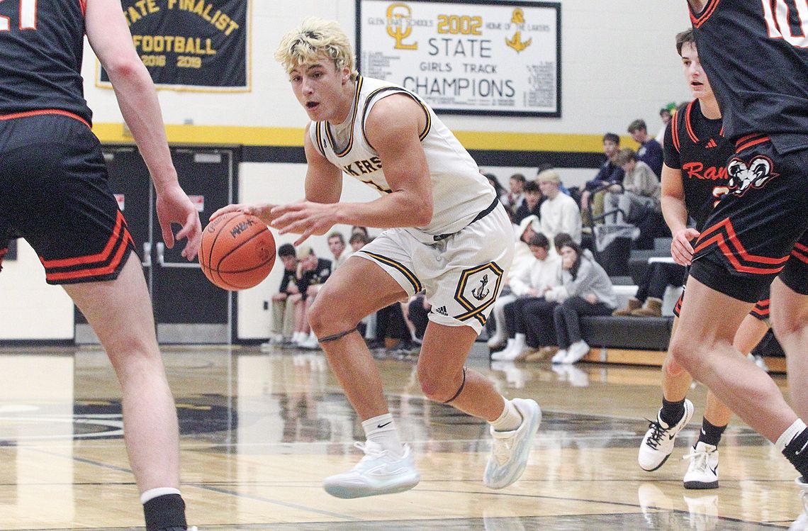 GL remains undefeated; defeats Harbor springs 71-63