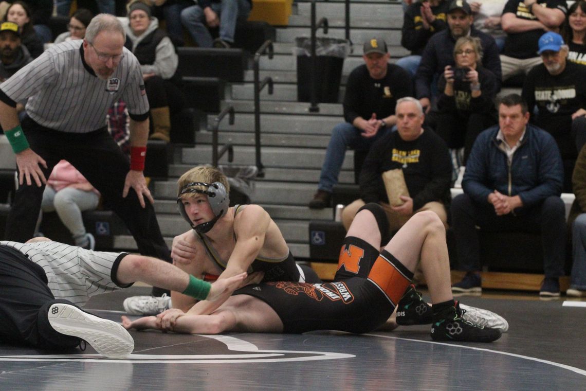 Lakers advance to regional final Lakers advance to regional final