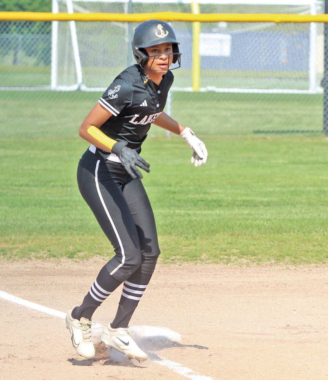 Lakers fall in regionals