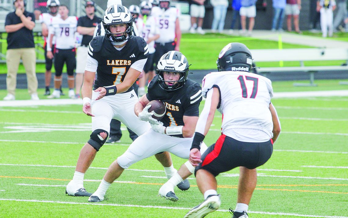 Lakers hold off Rams in feisty 27-18 game Lakers hold off Rams in feisty 27-18 game