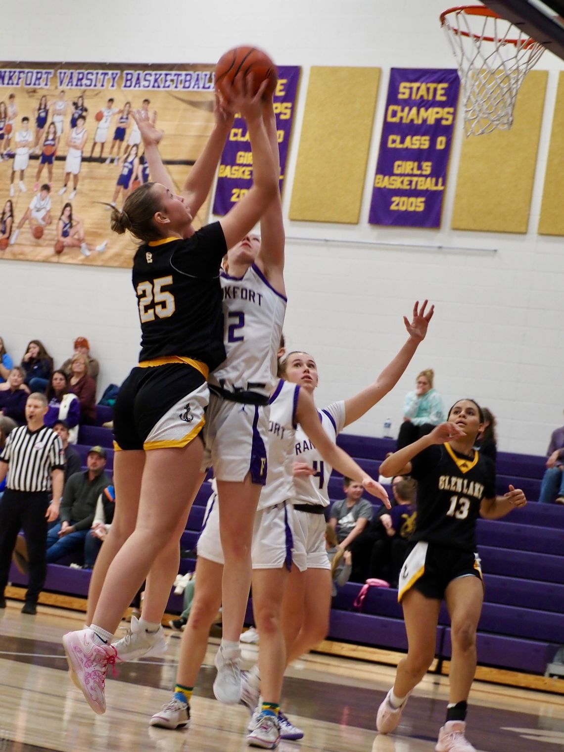 Lakers stifle Panthers; 38-37 loss to KZOO Hackett