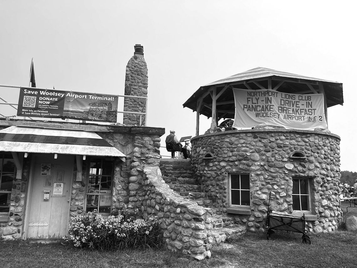 Leelanau Township approves Woolsey airport ordinance Leelanau Township approves Woolsey airport ordinance
