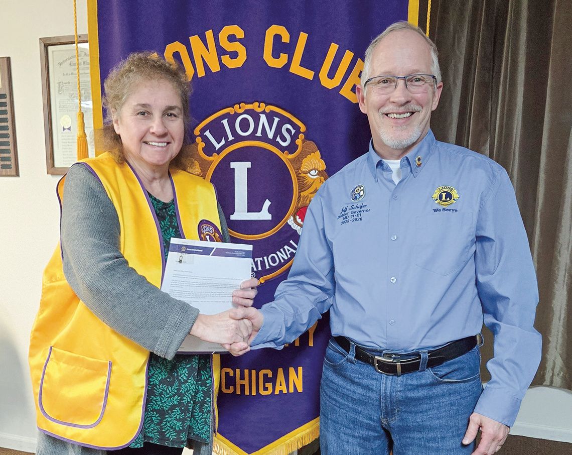 Mary Anne Kabat recognized by Lions Club District Governor