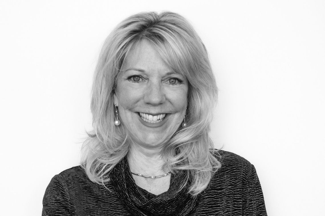 Michele Aucello: The Aurora Chaser